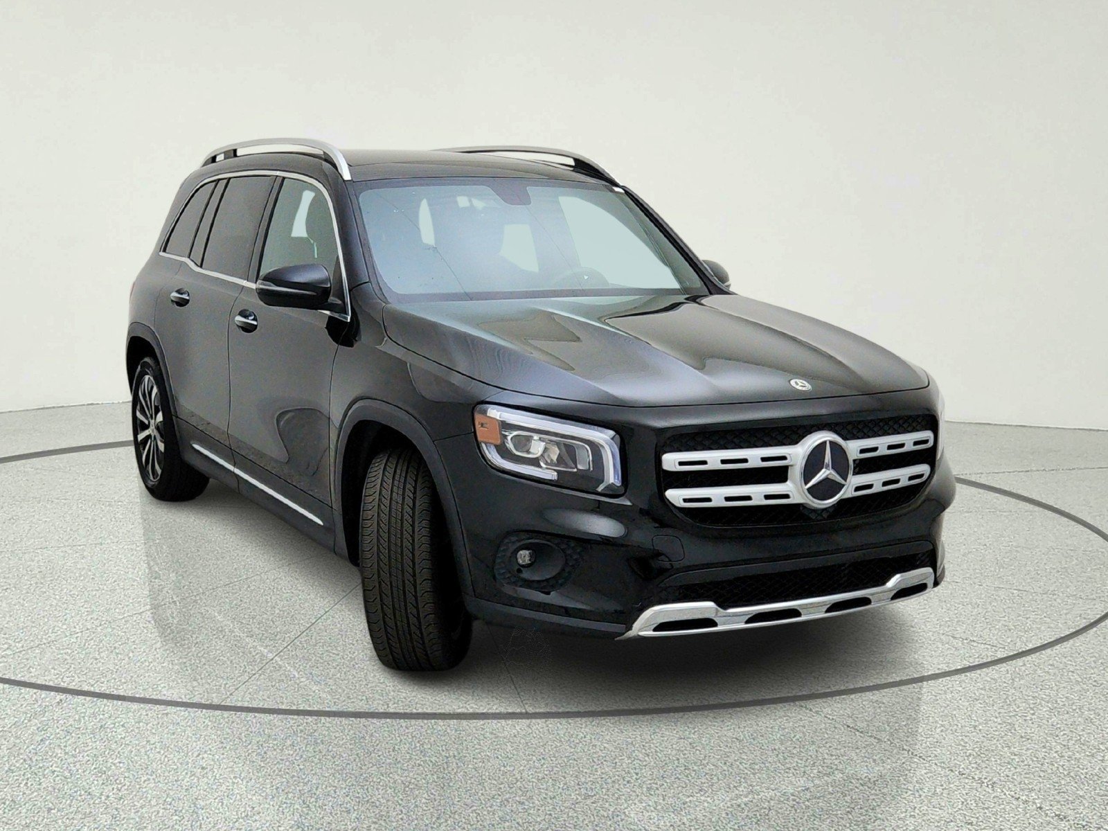 Certified Used 2023 Night Black Mercedes-Benz GLB 250 image 7