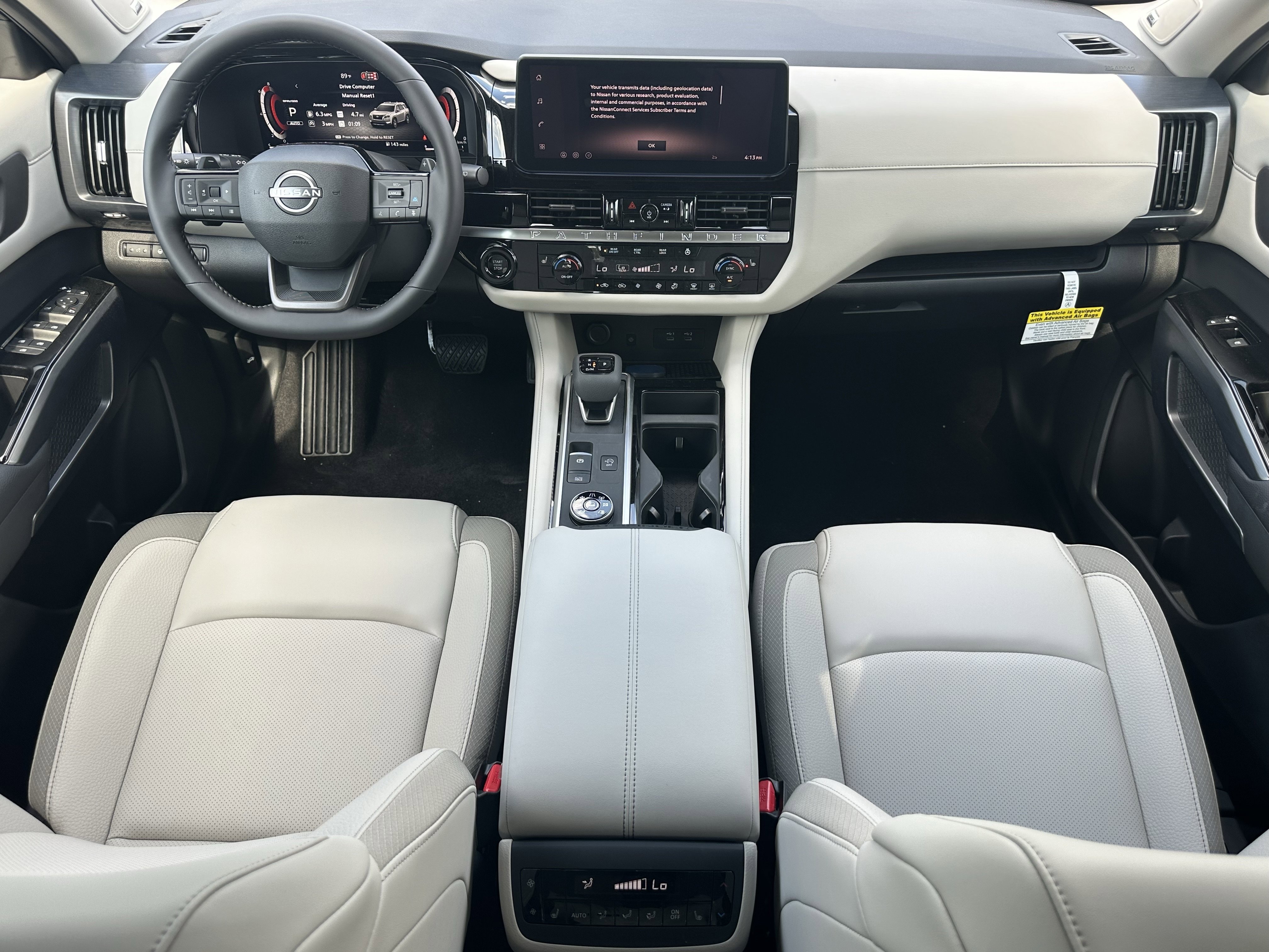 New 2026 Everest White Pearl Tricoat Nissan SL image 24