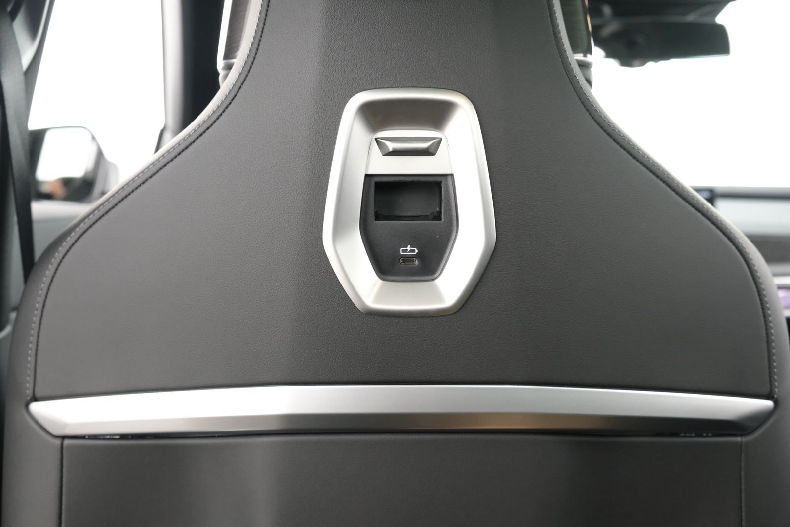 New 2026 Dravit Grey Metallic BMW 760i xDrive image 34