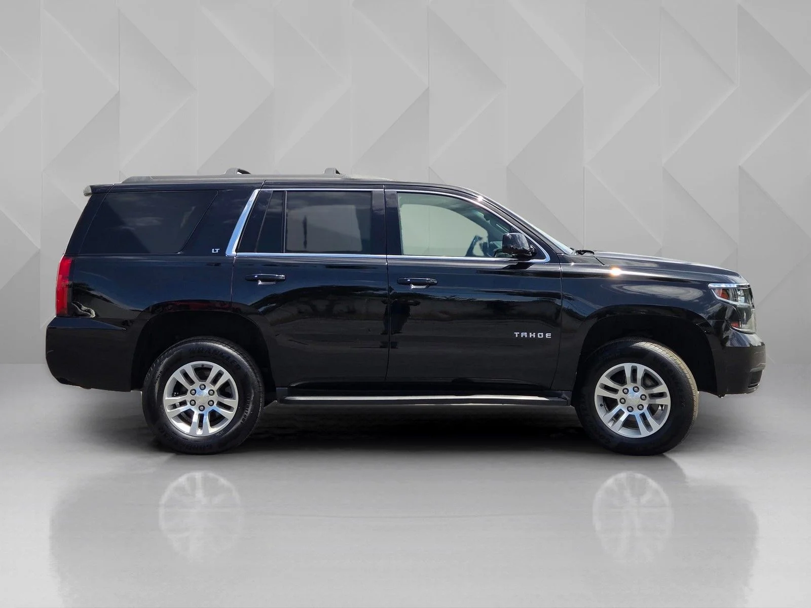 Used 2019 Black Chevrolet LT image 7