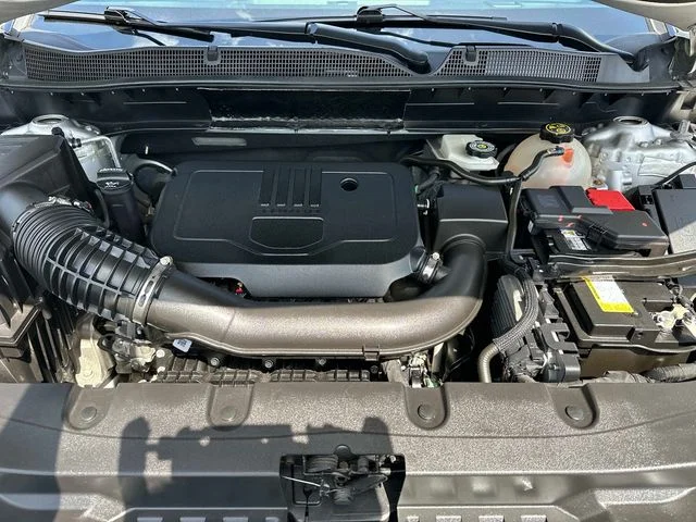 Used 2022 Silver Chevrolet LT image 10