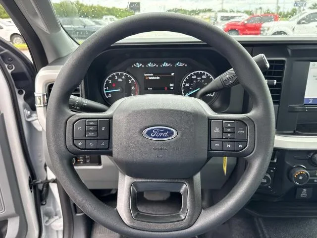 New 2026 Oxford White Ford F-250® XL image 22