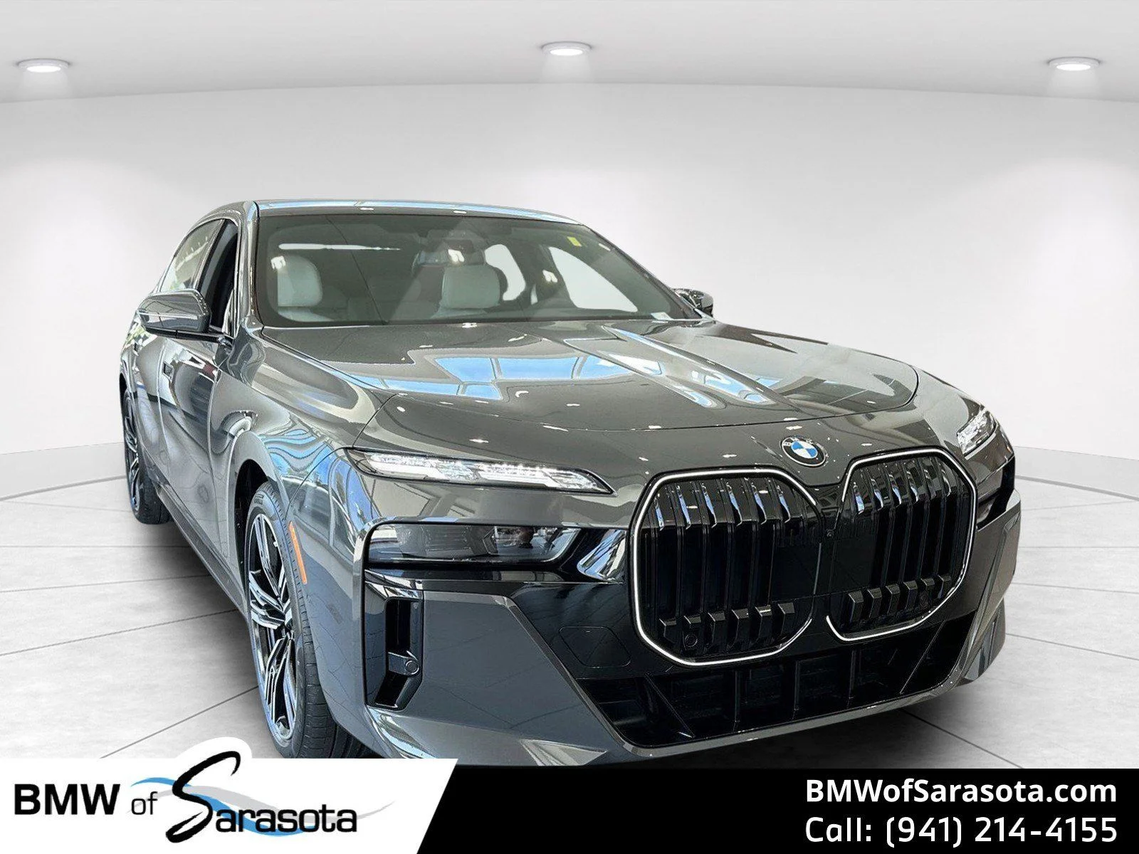 New 2026 Dravit Grey Metallic BMW 760i xDrive image 1