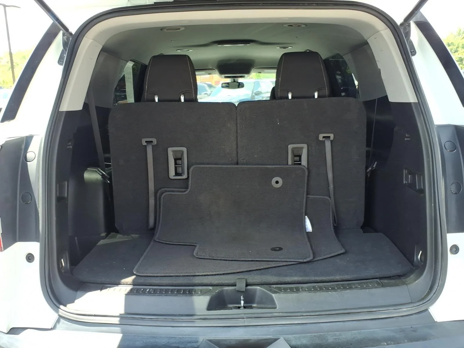Used 2021 WHITE GMC SLE image 31