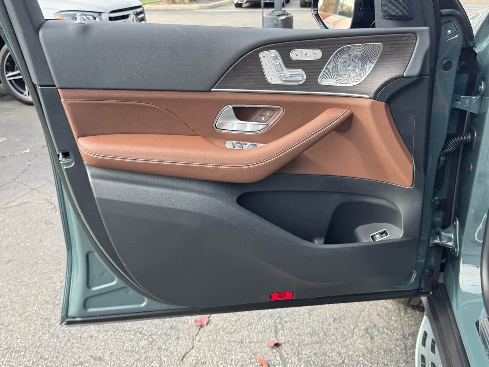 New 2027 Dark Petrol Mercedes-Benz GLE 450 image 18