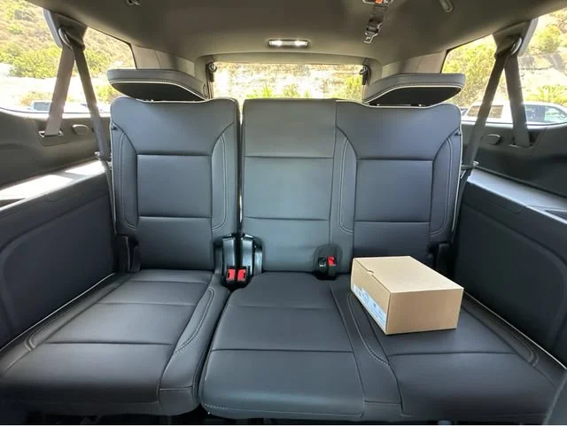 New 2026 Summit White GMC Elevation image 17
