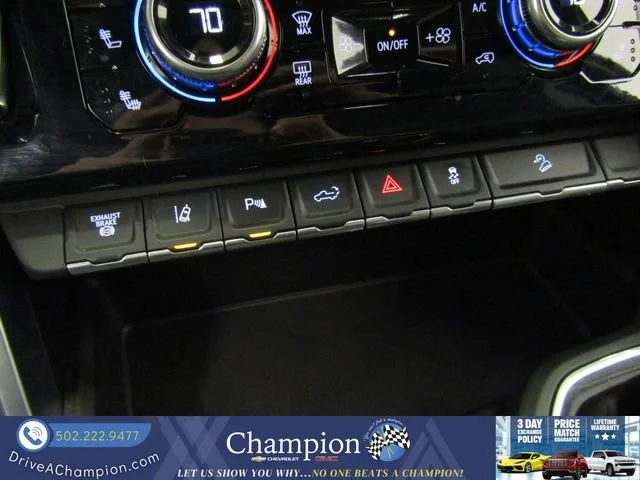 Used 2024 White Frost Tricoat GMC Denali image 50