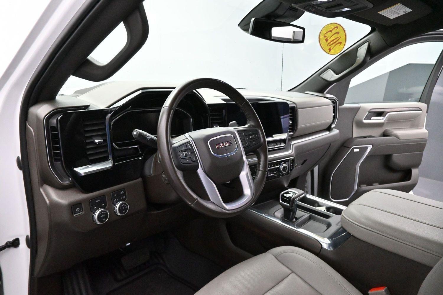 Used 2023 Summit White GMC SLT image 17