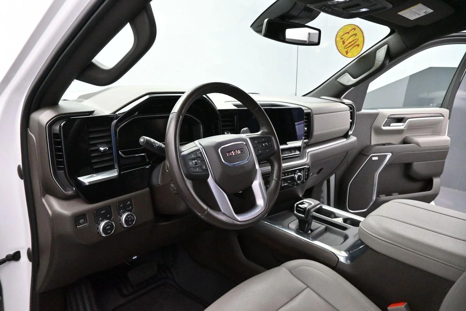Used 2023 Summit White GMC SLT image 17