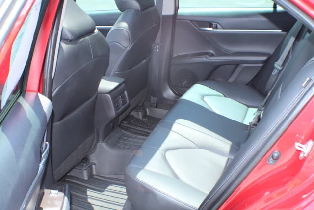 Used 2022 Supersonic Red/Midnight Black Metallic Toyota XSE image 15