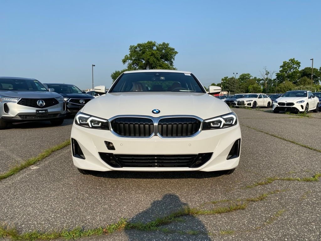 New 2026 Alpine White BMW 330i xDrive image 2
