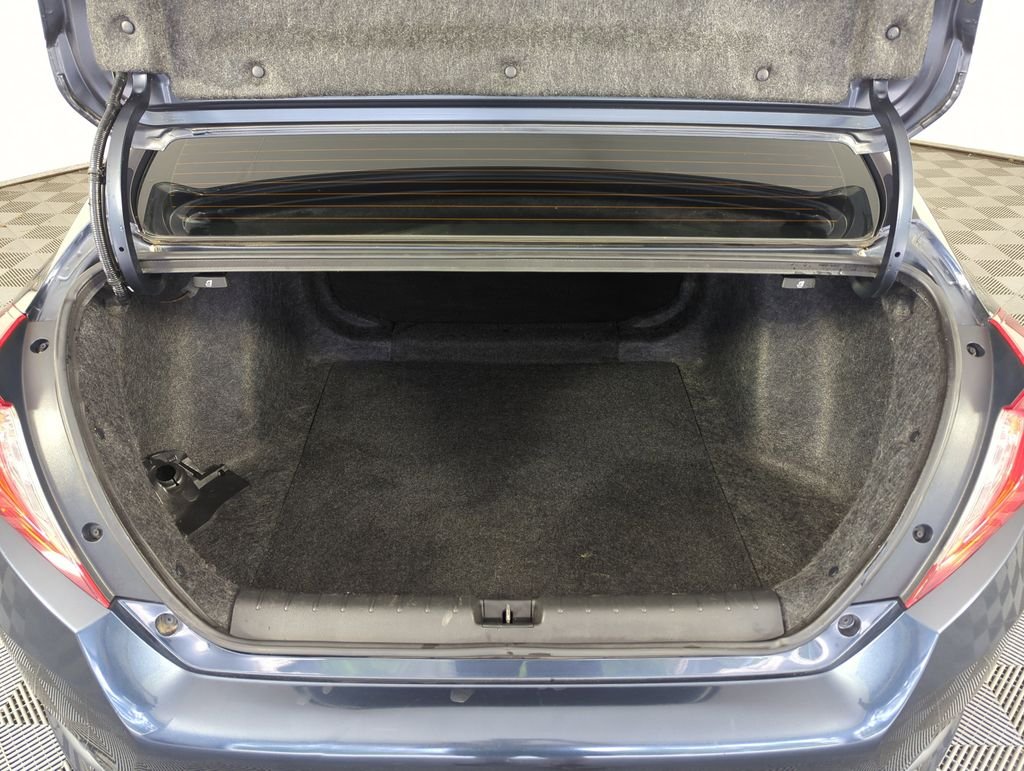 Used 2017  Honda EX-L image 31
