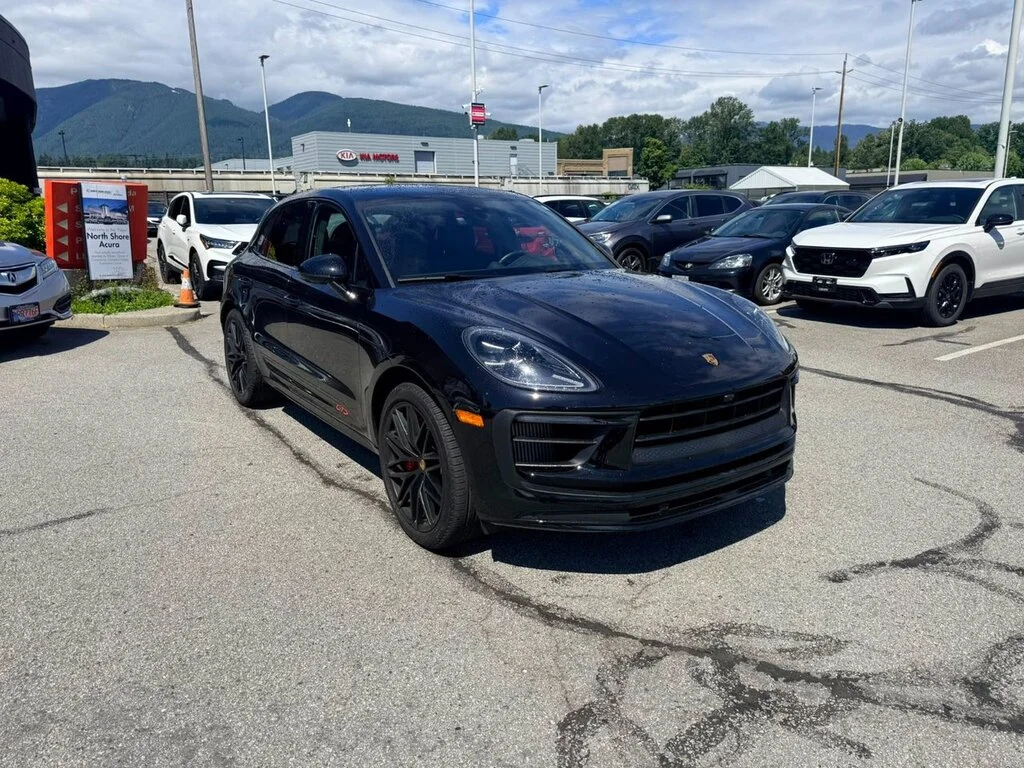 Used 2023  Porsche GTS GTS   Dilawri Certified   Local BC   Clean Tit image 7
