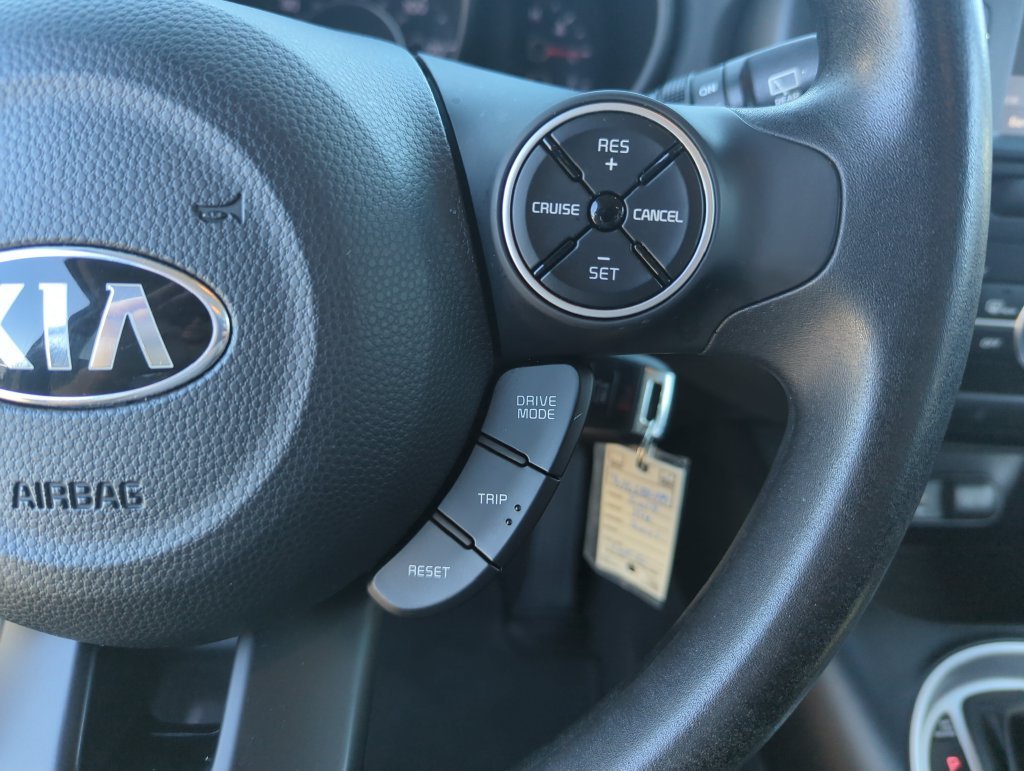 Used 2017 Gray Kia Plus image 23