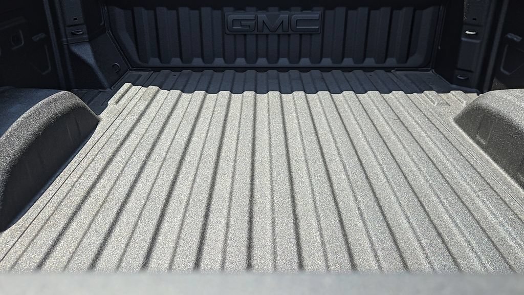 New 2026 Onyx Black GMC AT4 image 27
