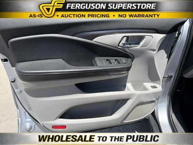 Used 2018 Silver Honda EX-L image 17