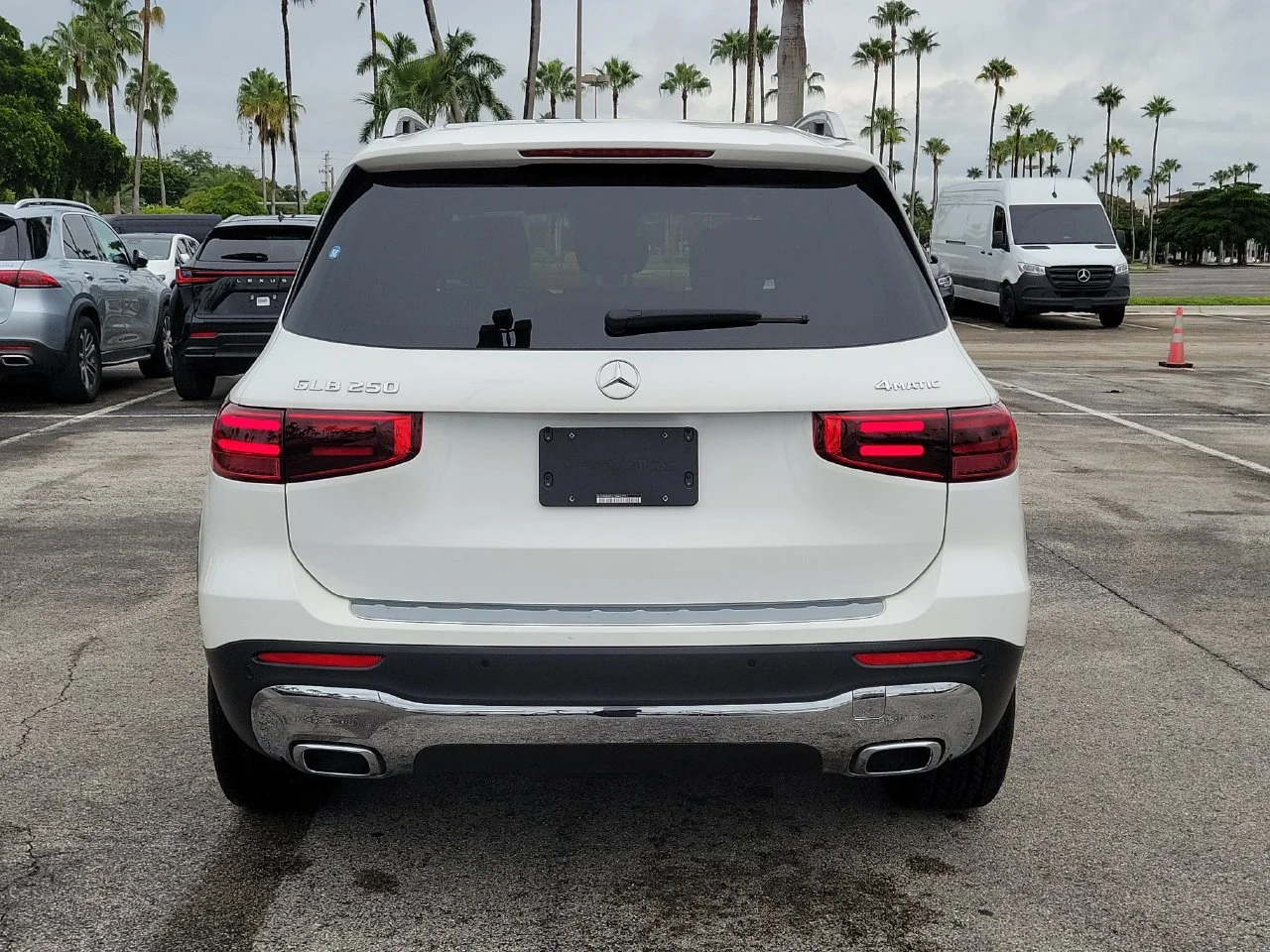 Certified Used 2026 White Mercedes-Benz GLB 250 image 5