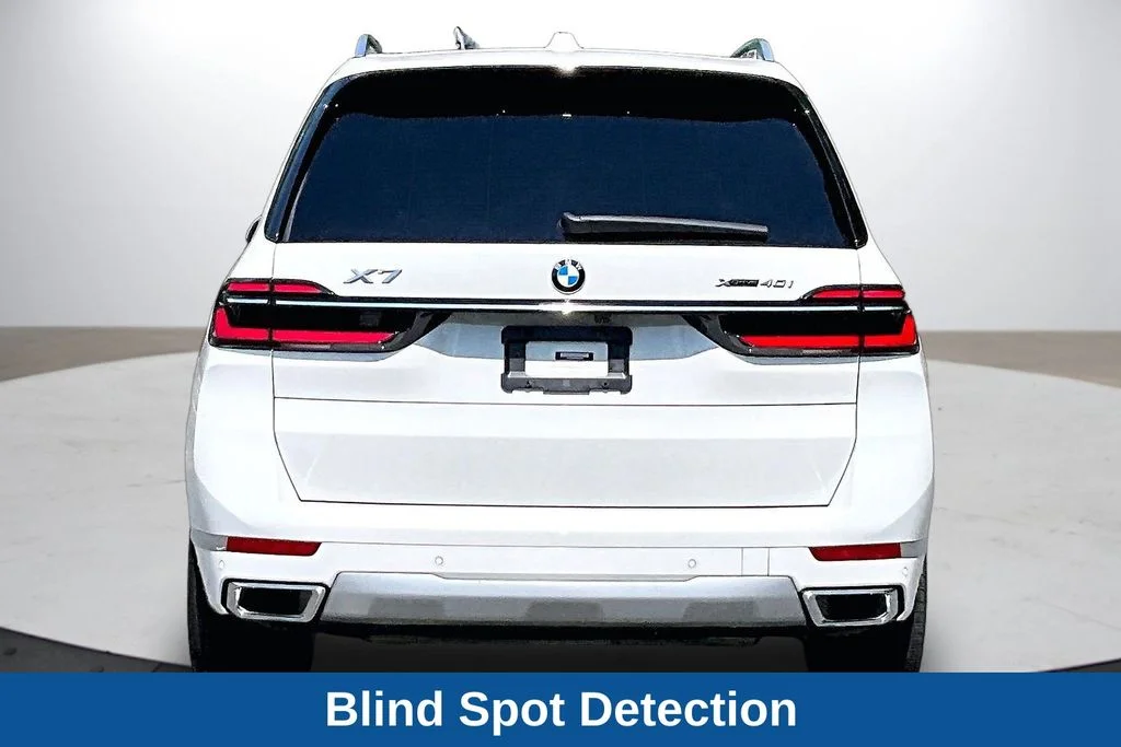Used 2023 Alpine White BMW xDrive40i image 8