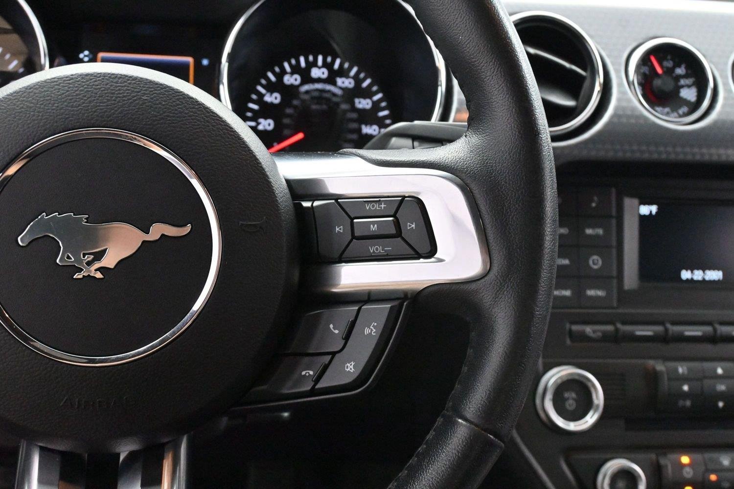 Used 2016 Oxford White Ford GT image 16