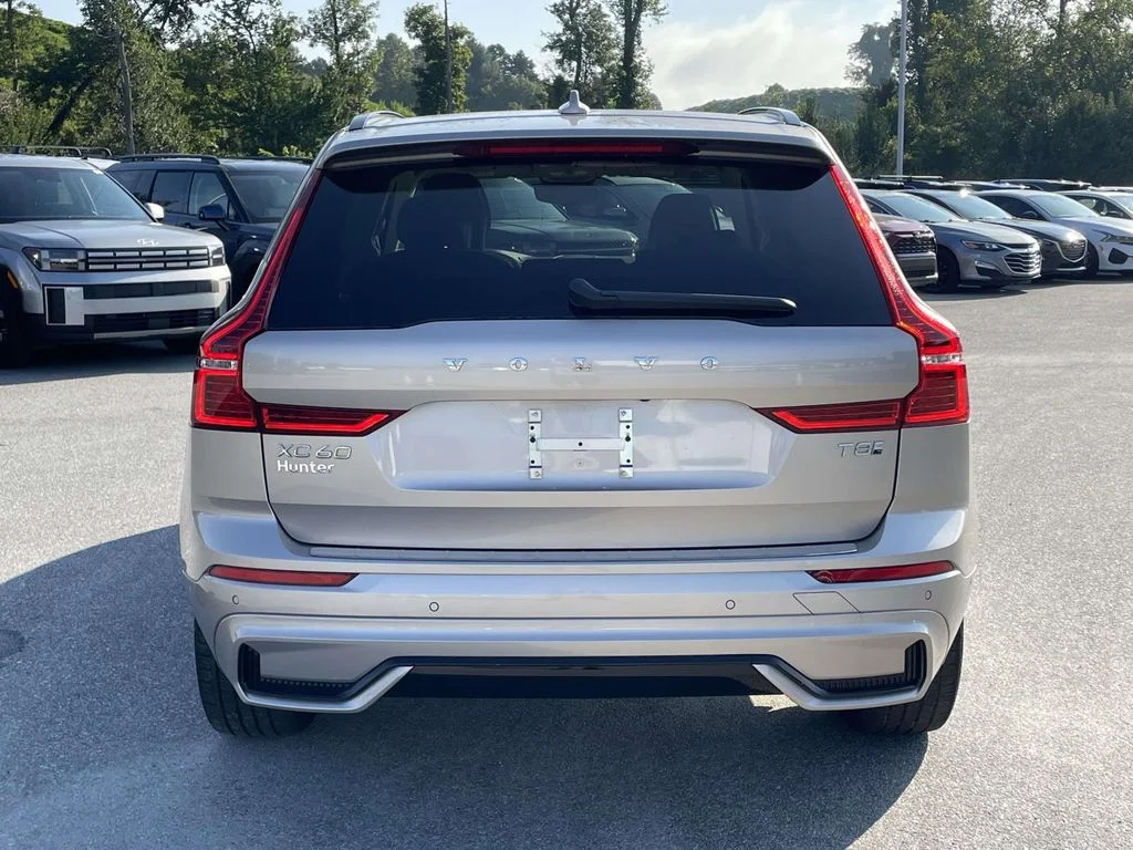 Used 2025 Bright Dusk Metallic Volvo Plus image 27
