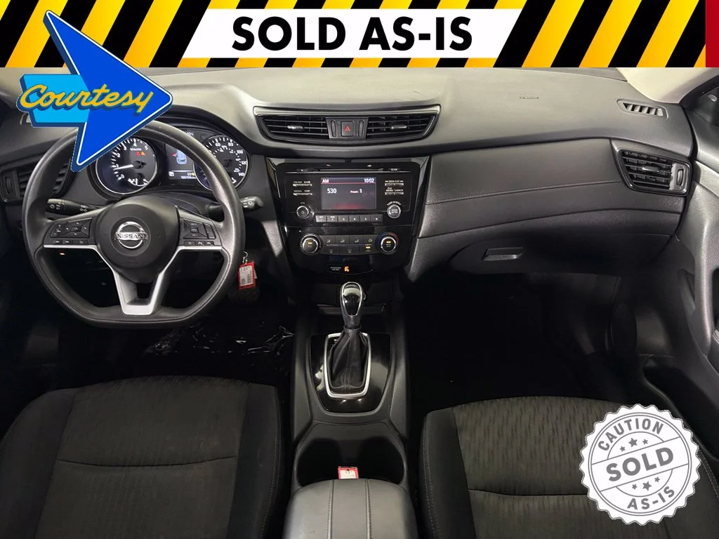 Used 2017 Silver Nissan S image 26