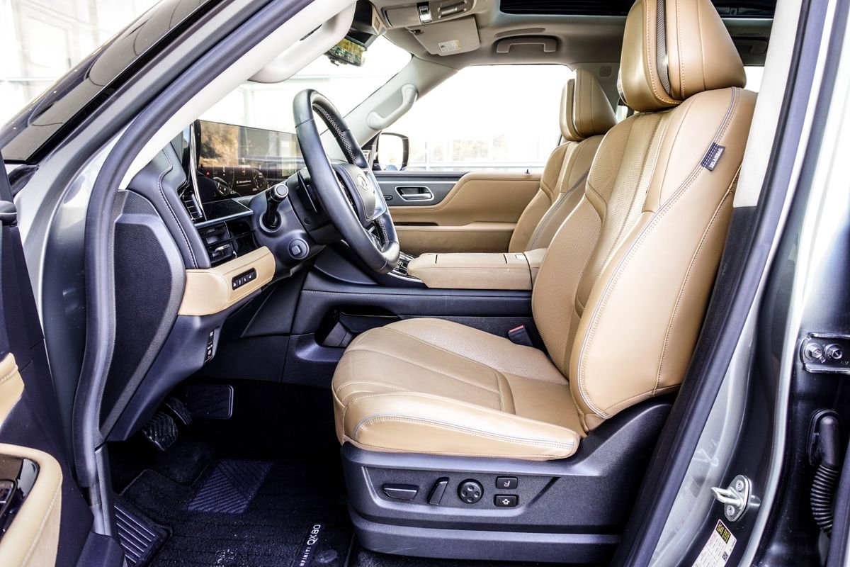 Used 2025 Silver INFINITI SENSORY image 20