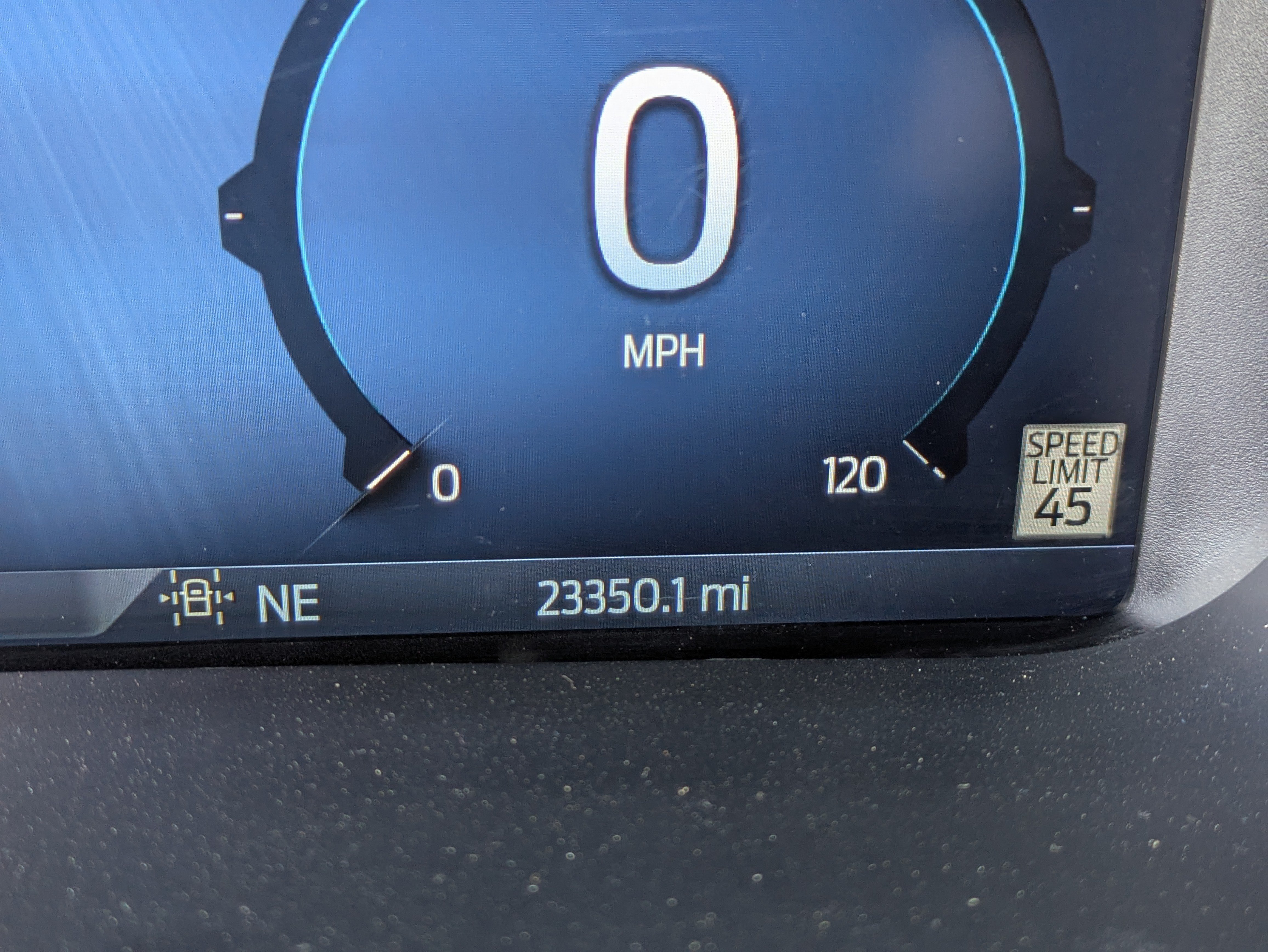 Used 2024 Silver Ford LARIAT image 36