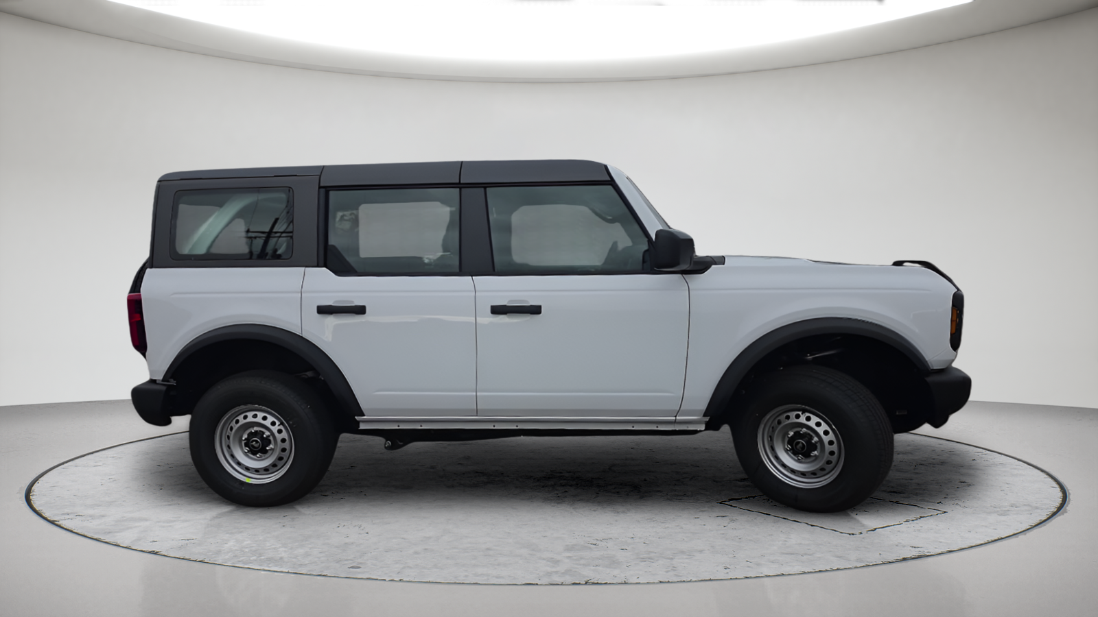 New 2026 Oxford White Ford Base image 5