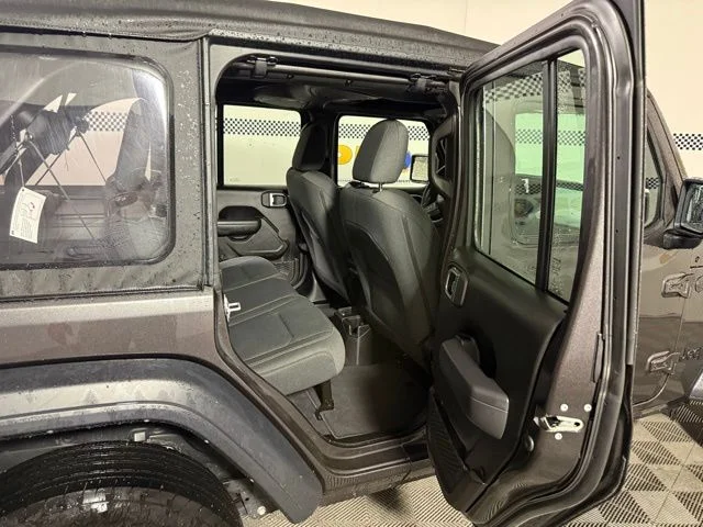 Used 2025 Crystal Metallic Jeep Sport image 29
