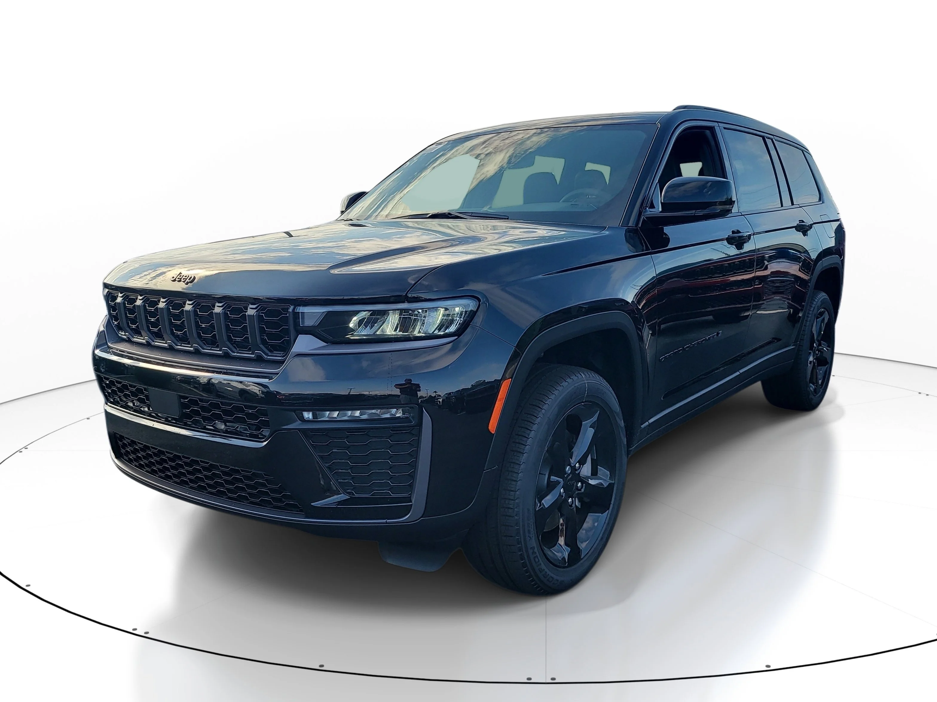 New 2026 Diamond Black Crystal Pearlcoat Jeep Limited image 4