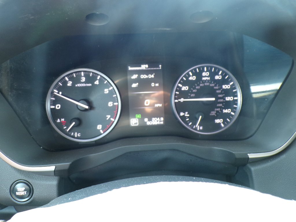 Used 2023 Crystal White Pearl Subaru Limited image 16