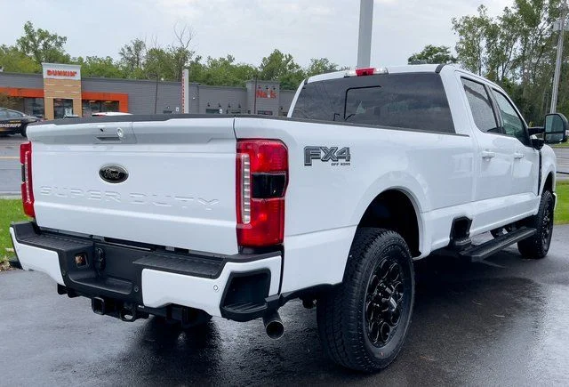 New 2026 Oxford White Ford F-250® XLT image 4
