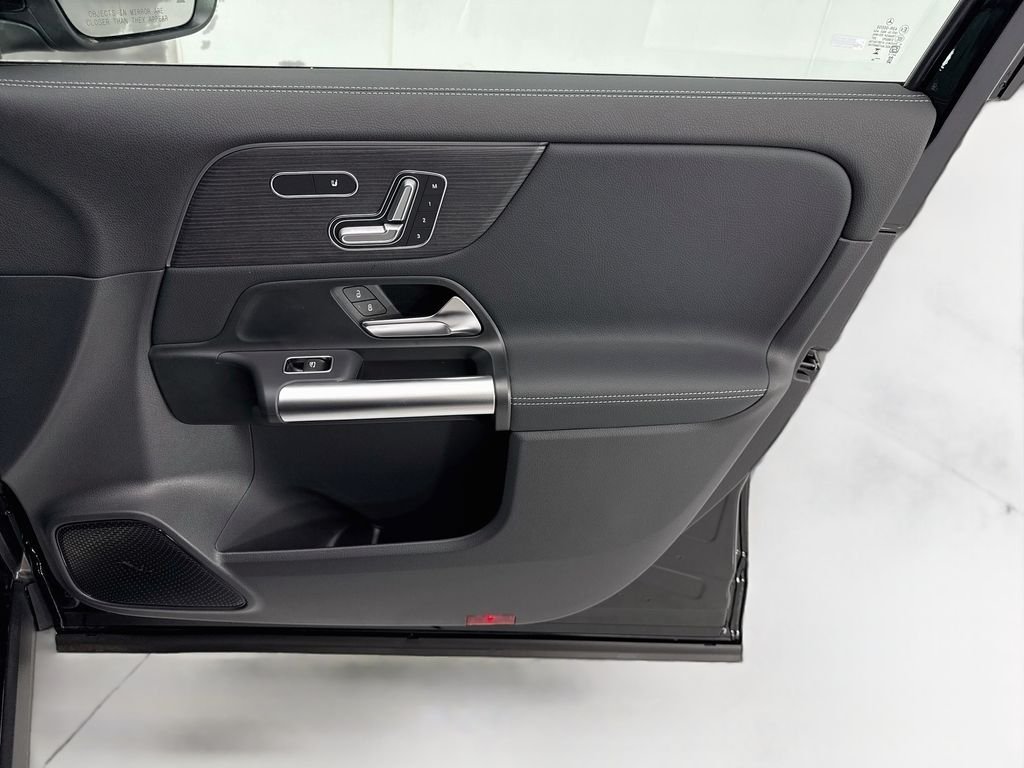 New 2026 Night Black Mercedes-Benz GLA 250 image 23