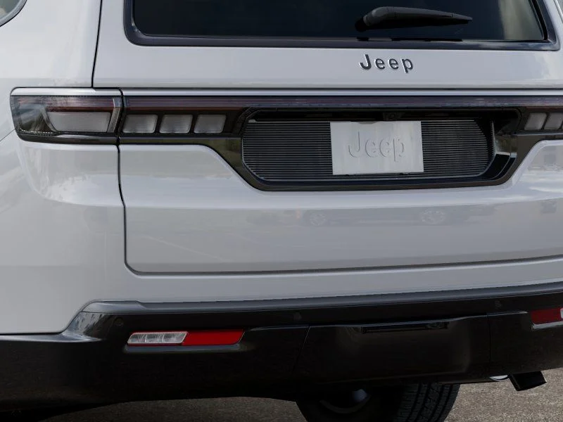 New 2026 Bright White Clear-Coat Exterior Paint Jeep  image 13