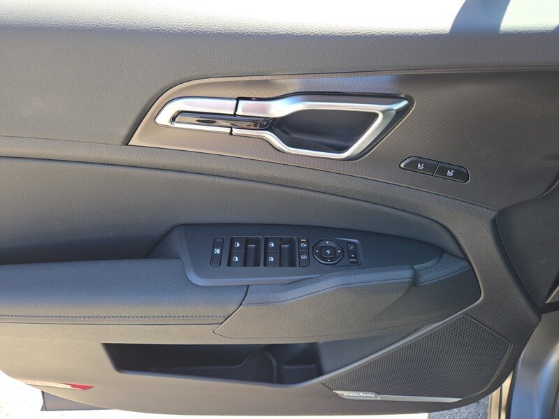 New 2026 Shadow Matte Gray Kia SX Prestige image 10