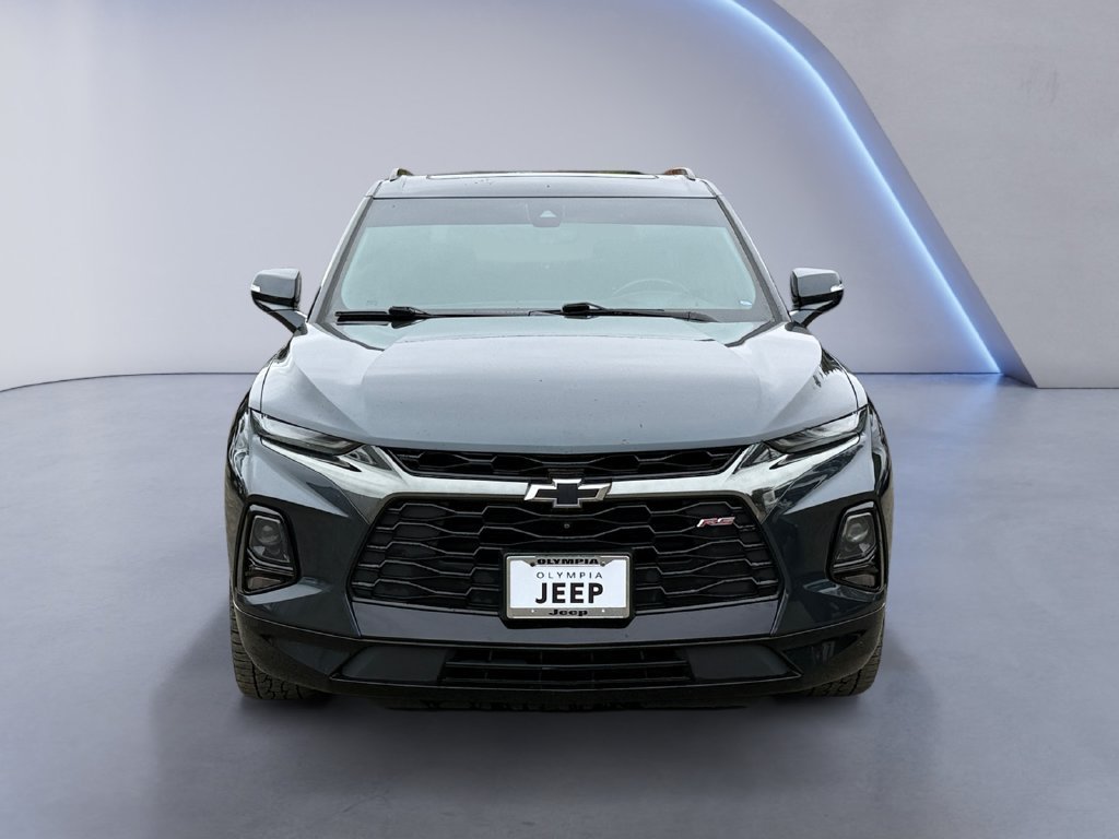 Used 2019 Gray Chevrolet RS image 9