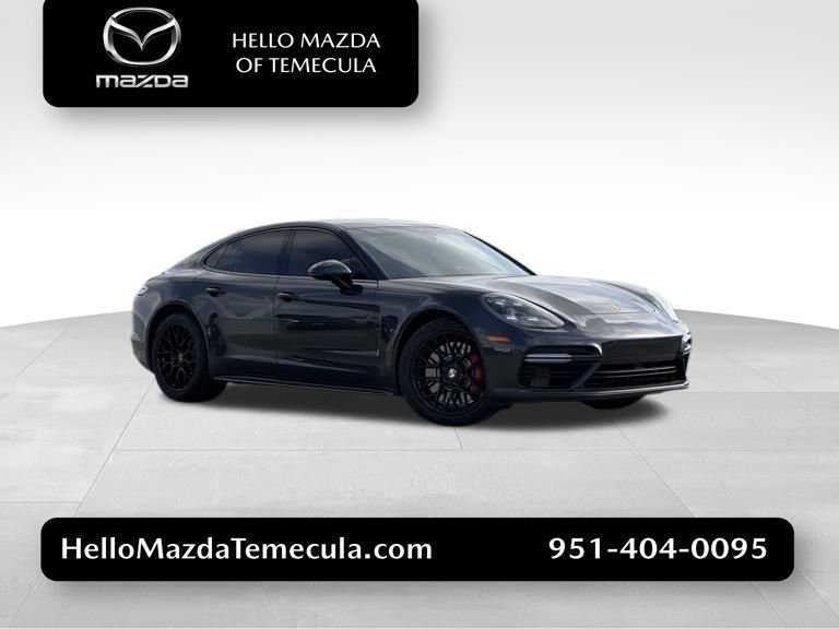 2017 Porsche Panamera Turbo's photo