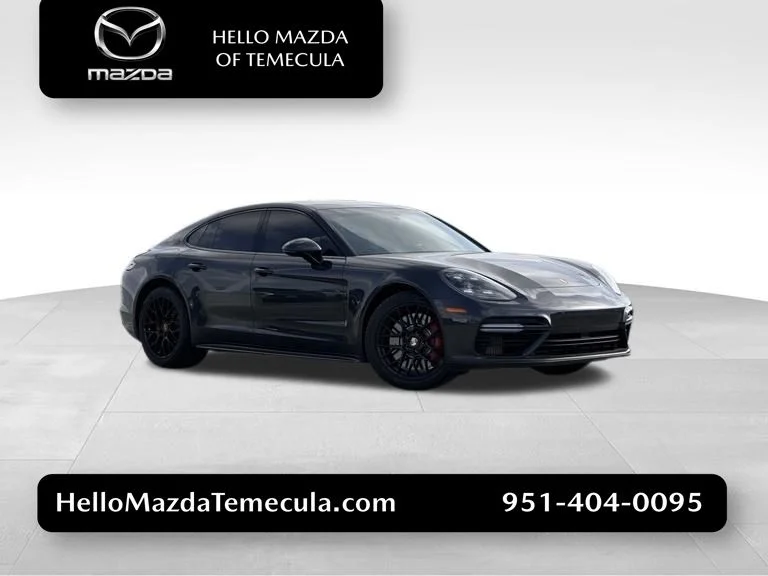 2017 Porsche Panamera Turbo's photo