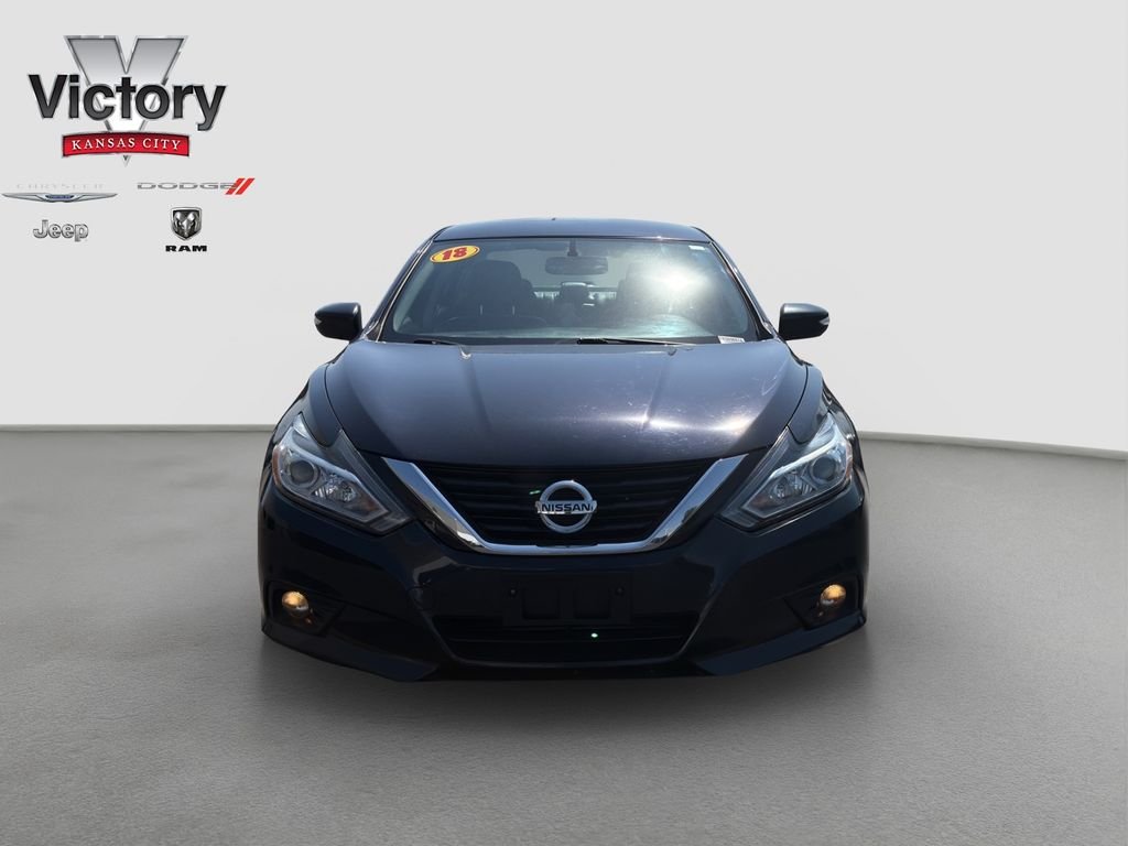 Used 2018 Nissan Altima SL with VIN 1N4AL3AP0JC171796 for sale in Kansas City