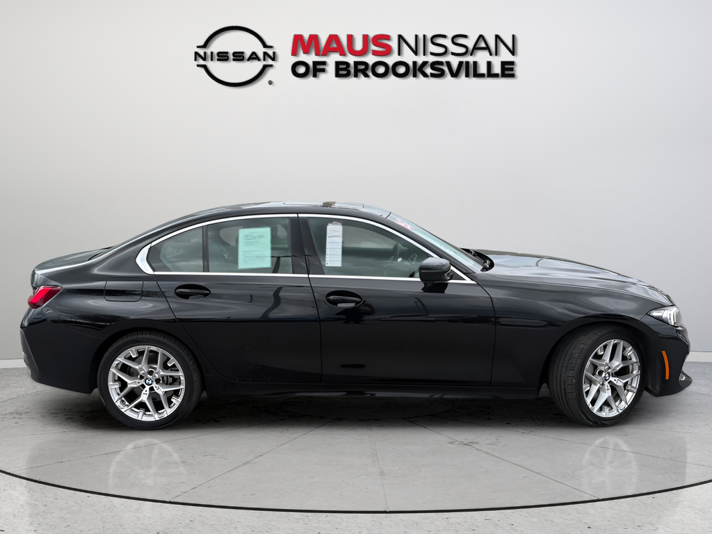 Used 2025 Black BMW 330i image 9