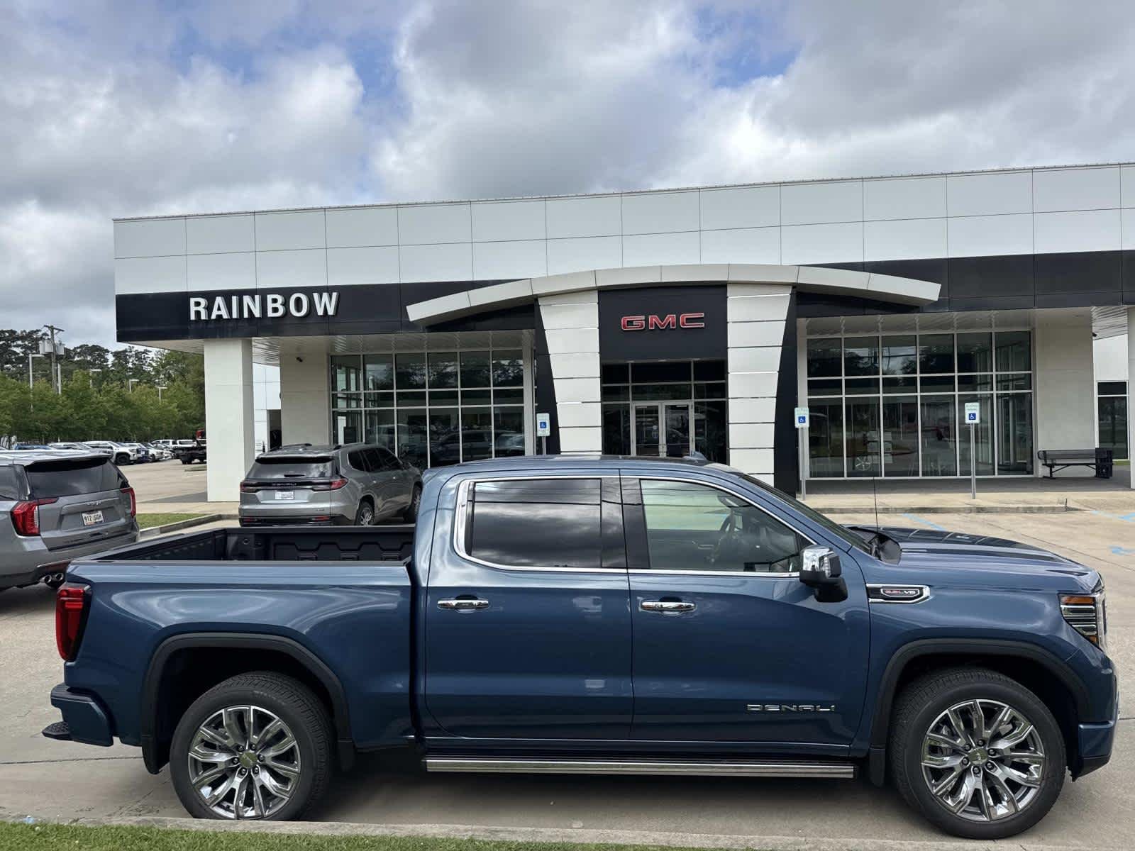 2026 GMC Sierra 4WD Crew Cab Short Box Denali's photo