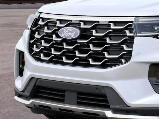 New 2027 Star White Metallic Tri-Coat Ford Platinum image 17