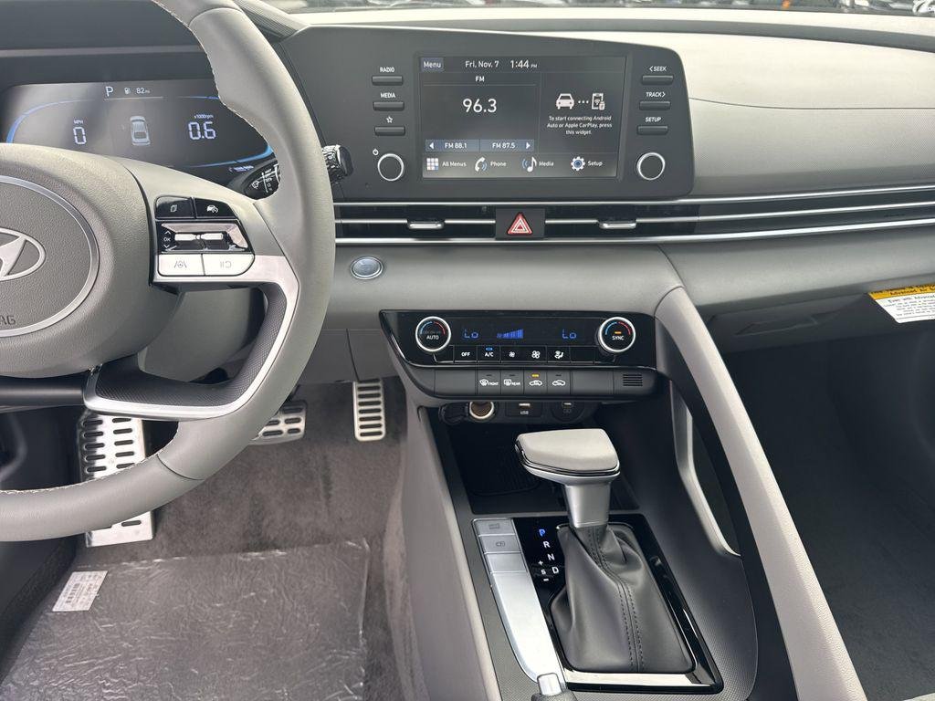 New 2026 Gray Hyundai SEL Sport image 27
