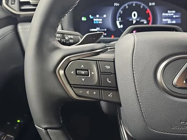 New 2026 Eminent White Pearl Lexus LUXURY image 23