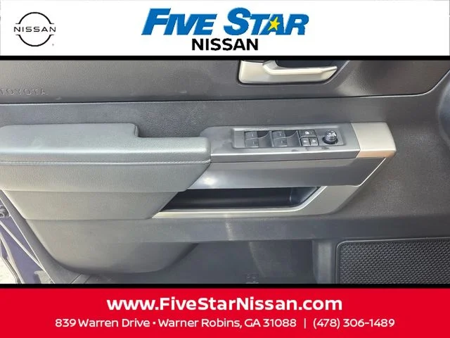 Used 2023  Toyota SR5 image 29