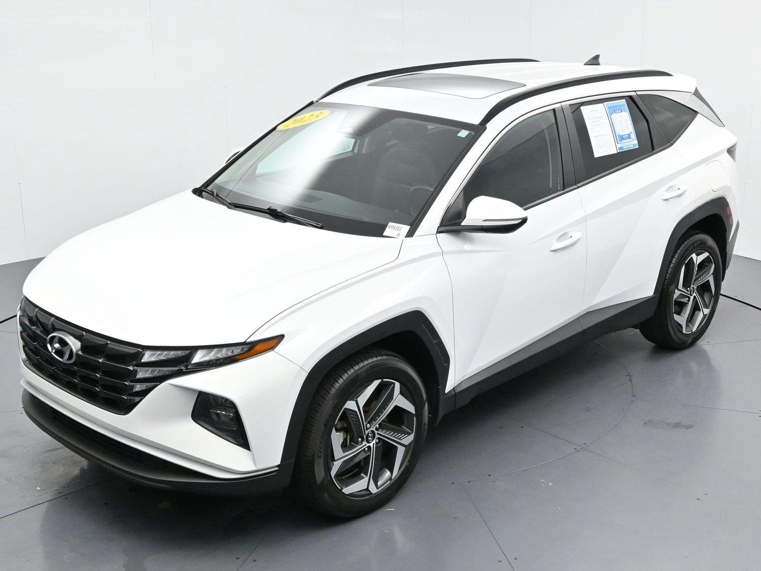 Used 2023 Serenity White Pearl Hyundai SEL image 40