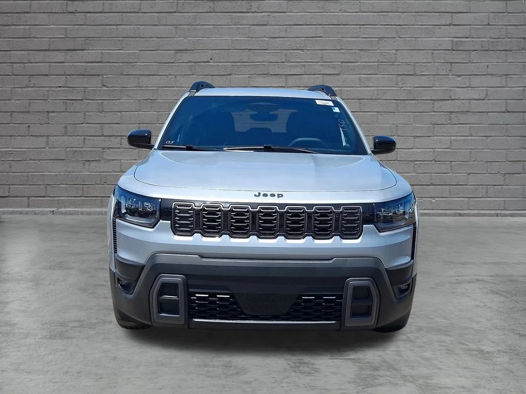 New 2026 Silver Zynith Clearcoat Jeep Laredo image 2