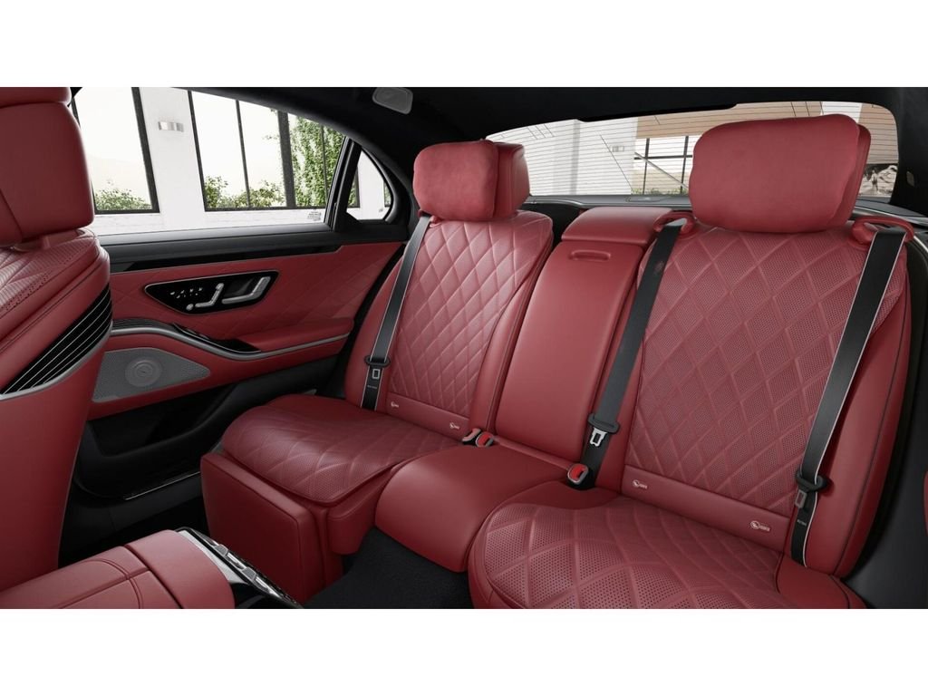 New 2026 Obsidian Black Metallic Mercedes-Benz S 580 image 5