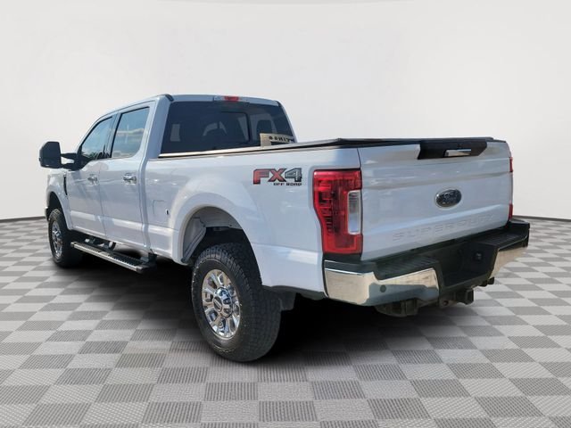 Certified Used 2019 Oxford White Ford XLT image 3