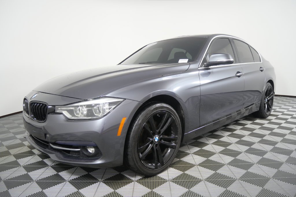 Used 2018 Mineral Gray Metallic BMW 330i image 8